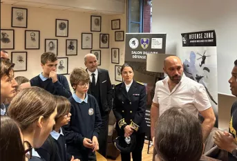 Nos cadets au salon du livre militaire