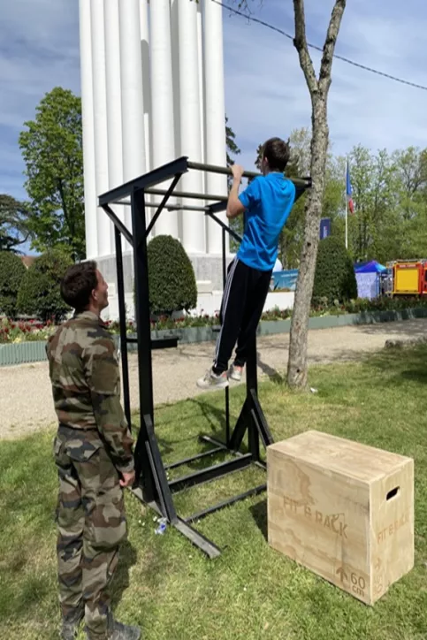 Nos cadets au Forum des métiers de la défense
